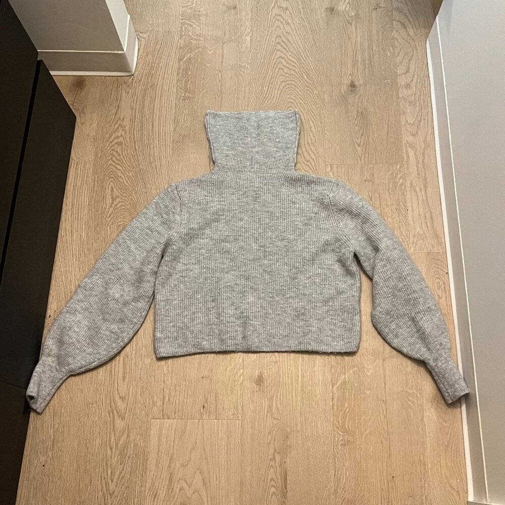 TopShop grey women's turtleneck, size 8-10